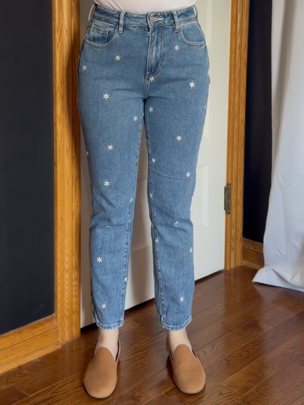 Pacsun Mom Jeans with Daisy Embroidery